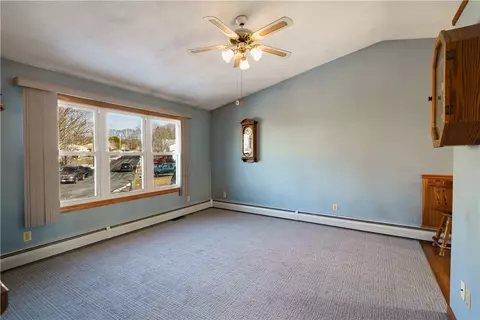 25 Francis St, Coventry, RI 02816 photo 5