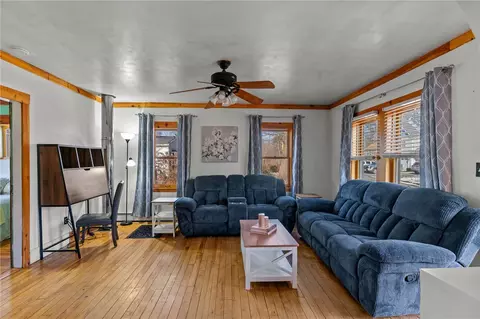 12 Mount Ave, Lincoln, RI 02865