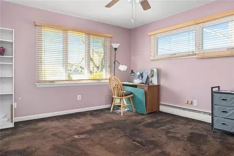 Bedroom - 60 Merrymount Dr, Warwick, RI 02886 photo 4 of 4