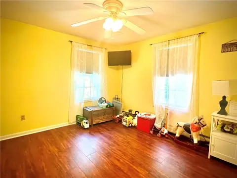 Bedroom - 154 Lynne Ln, Burrillville, RI 02839 photo 6 of 7