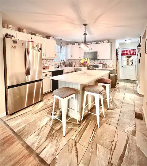 Kitchen - 154 Lynne Ln, Burrillville, RI 02839 photo 2 of 5