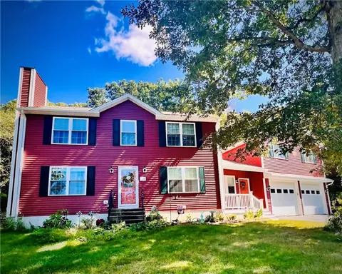 Exterior - 154 Lynne Ln, Burrillville, RI 02839 photo 1 of 13