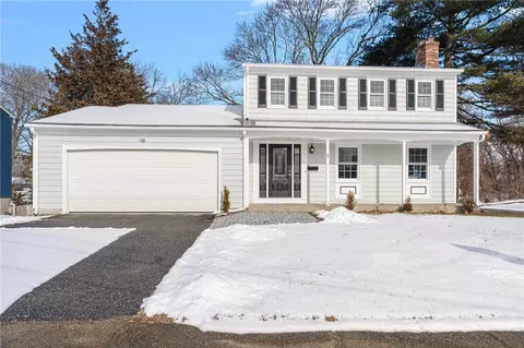 1 Barrington Ct, East Providence, RI 02915