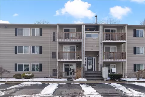 132 Fordson Ave #1, Cranston, RI 02910