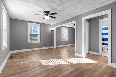 Living - 101 2nd Ave, Warwick, RI 02888 photo 8 of 8