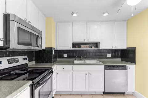 Kitchen - 101 2nd Ave, Warwick, RI 02888 photo 3 of 3