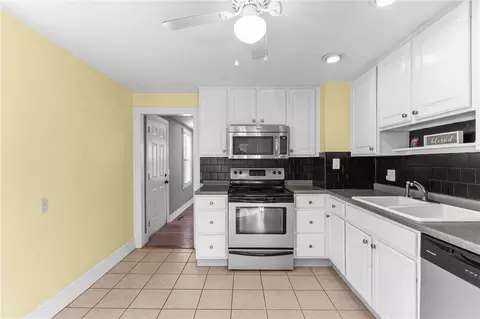 Kitchen - 101 2nd Ave, Warwick, RI 02888 photo 2 of 3