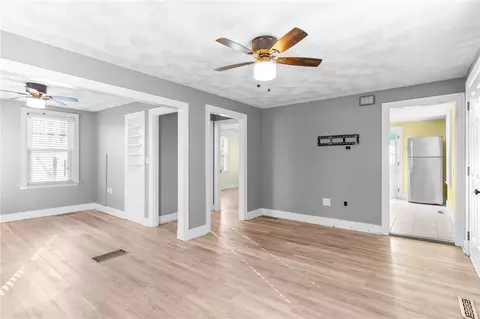 Living - 101 2nd Ave, Warwick, RI 02888 photo 7 of 8