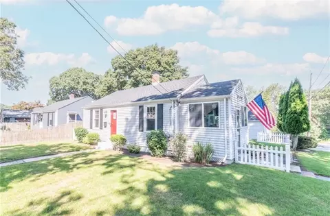 Exterior - 101 2nd Ave, Warwick, RI 02888 photo 2 of 4