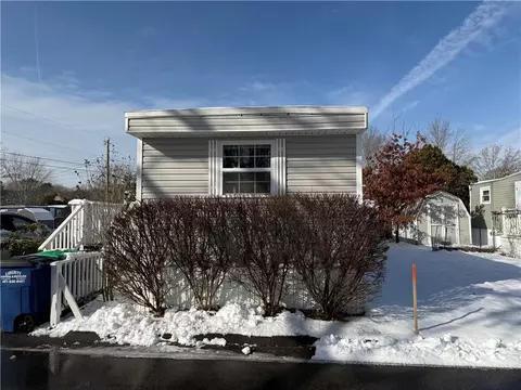 2155 Nooseneck Hil Rd, Coventry, RI 02816
