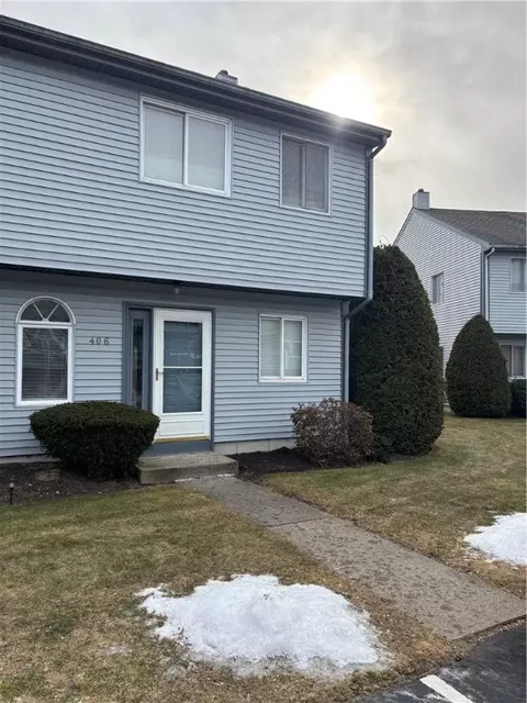 511 Child St #406, Warren, RI 02885
