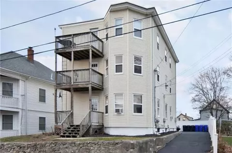 33 Redfern St, North Providence, RI 02911