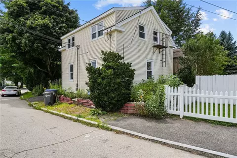 47 Sibyl St, Providence, RI 02909