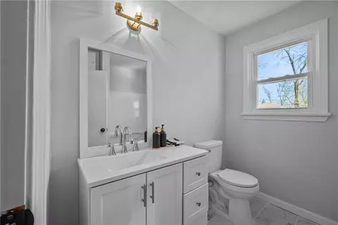 137 Read Ave, Coventry, RI 02816 photo 14
