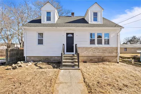 137 Read Ave, Coventry, RI 02816