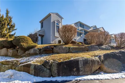24 Scenic Dr, West Warwick, RI 02893