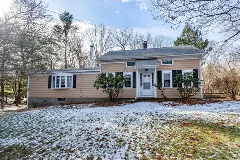 760 Cowesett Rd, Warwick, RI 02886
