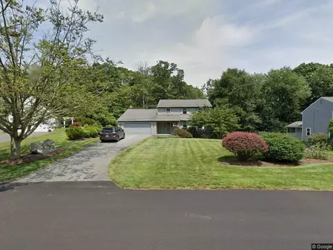 144 Pine Tree Cir, North Kingstown, RI 02852