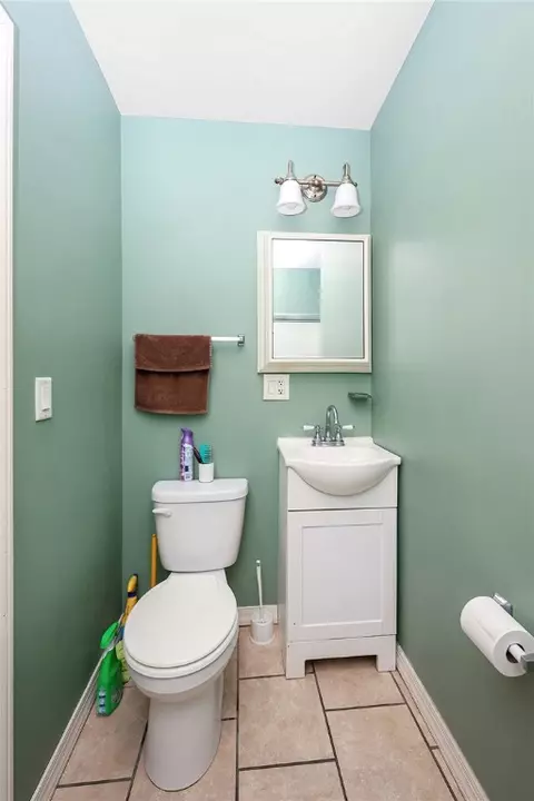 Bath - 48 Rebekah St, Woonsocket, RI 02895 photo 3 of 4