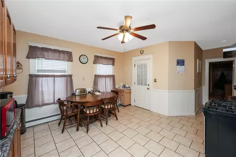 Entry Way - 48 Rebekah St, Woonsocket, RI 02895 photo 2 of 5