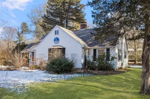 127 Little Rest Rd, South Kingstown, RI 02881