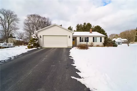 37 Hoover St, West Warwick, RI 02893