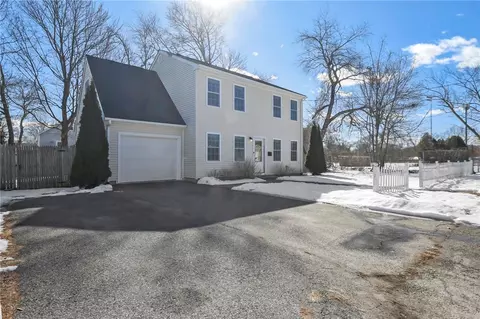 110 Winter Ave, Warwick, RI 02889
