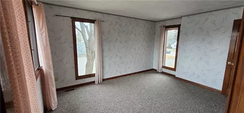 1091 Main Ave, Warwick, RI 02886 photo 9