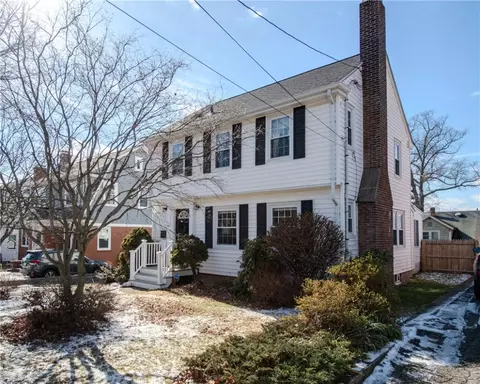 54 Wyndham Ave, Providence, RI 02908