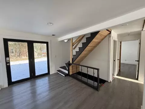 15 Chace Ave, Warren, RI 02885 photo 4