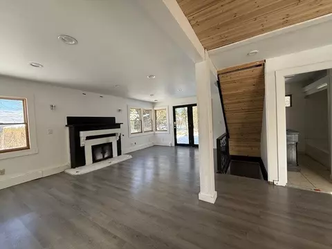 15 Chace Ave, Warren, RI 02885 photo 5