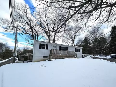 198 Blackrock Rd, Coventry, RI 02816