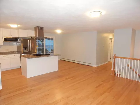 4 Waterview Ave, Warwick, RI 02889 photo 7