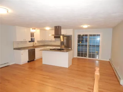4 Waterview Ave, Warwick, RI 02889 photo 10