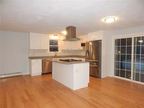 4 Waterview Ave, Warwick, RI 02889 photo 6