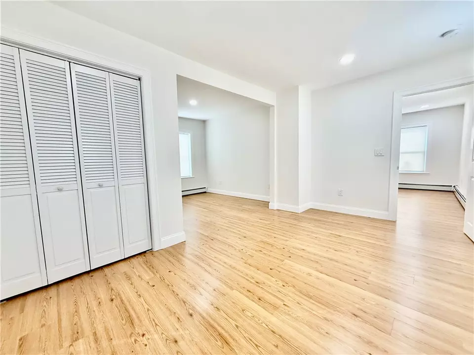 Living - 215 Kenyon Ave, Pawtucket, RI 02861 photo 1 of 3