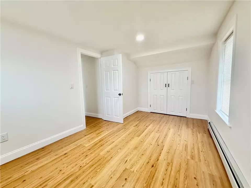 Bedroom - 215 Kenyon Ave, Pawtucket, RI 02861 photo 2 of 3