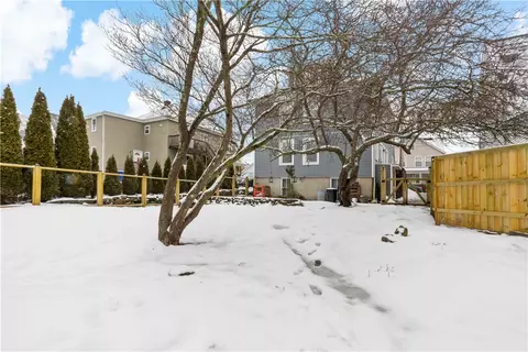 8 Pond St, Westerly, RI 02891 photo 32