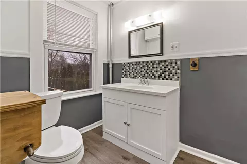 8 Pond St, Westerly, RI 02891 photo 14