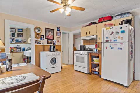 8 Pond St, Westerly, RI 02891 photo 17