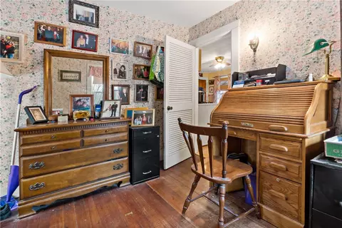 8 Pond St, Westerly, RI 02891 photo 22
