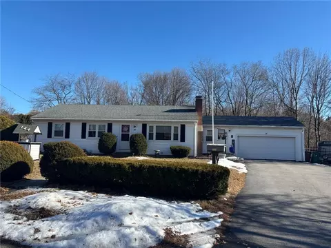 144 Theresa St, Woonsocket, RI 02895