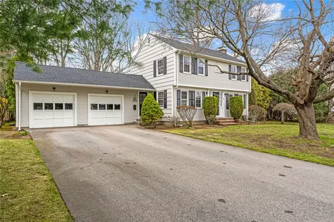 67 Haley Rd, Warwick, RI 02889