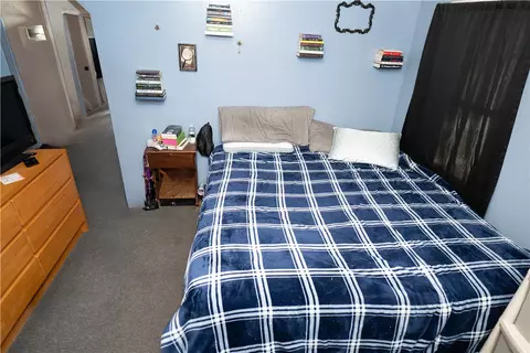 Bedroom - 61 Fuller St, Warwick, RI 02889 photo 3 of 6