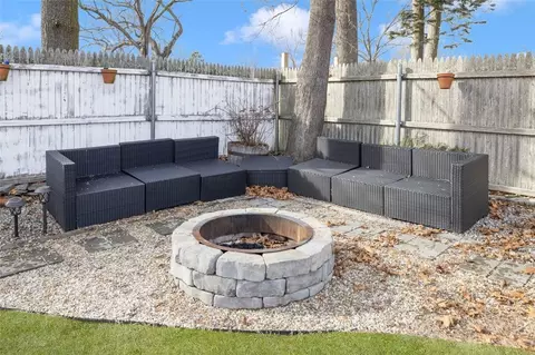 59 Claypool Dr, Warwick, RI 02886 photo 36