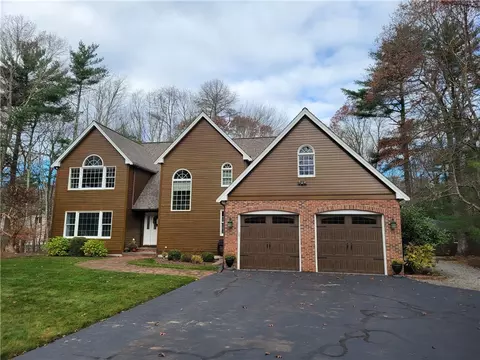 Exterior - 116 Ridge Dr, Exeter, RI 02822 photo 4 of 4
