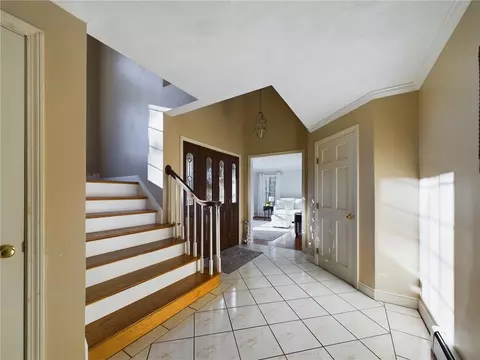 Entry Way - 116 Ridge Dr, Exeter, RI 02822 photo 2 of 2