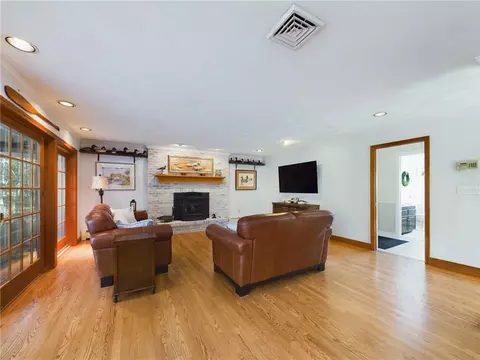 Living - 116 Ridge Dr, Exeter, RI 02822 photo 4 of 5