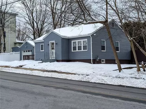881 Cass Ave, Woonsocket, RI 02895 photo 37