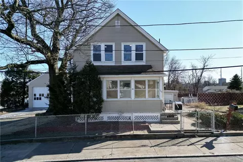 165 Suffolk St, Providence, RI 02908